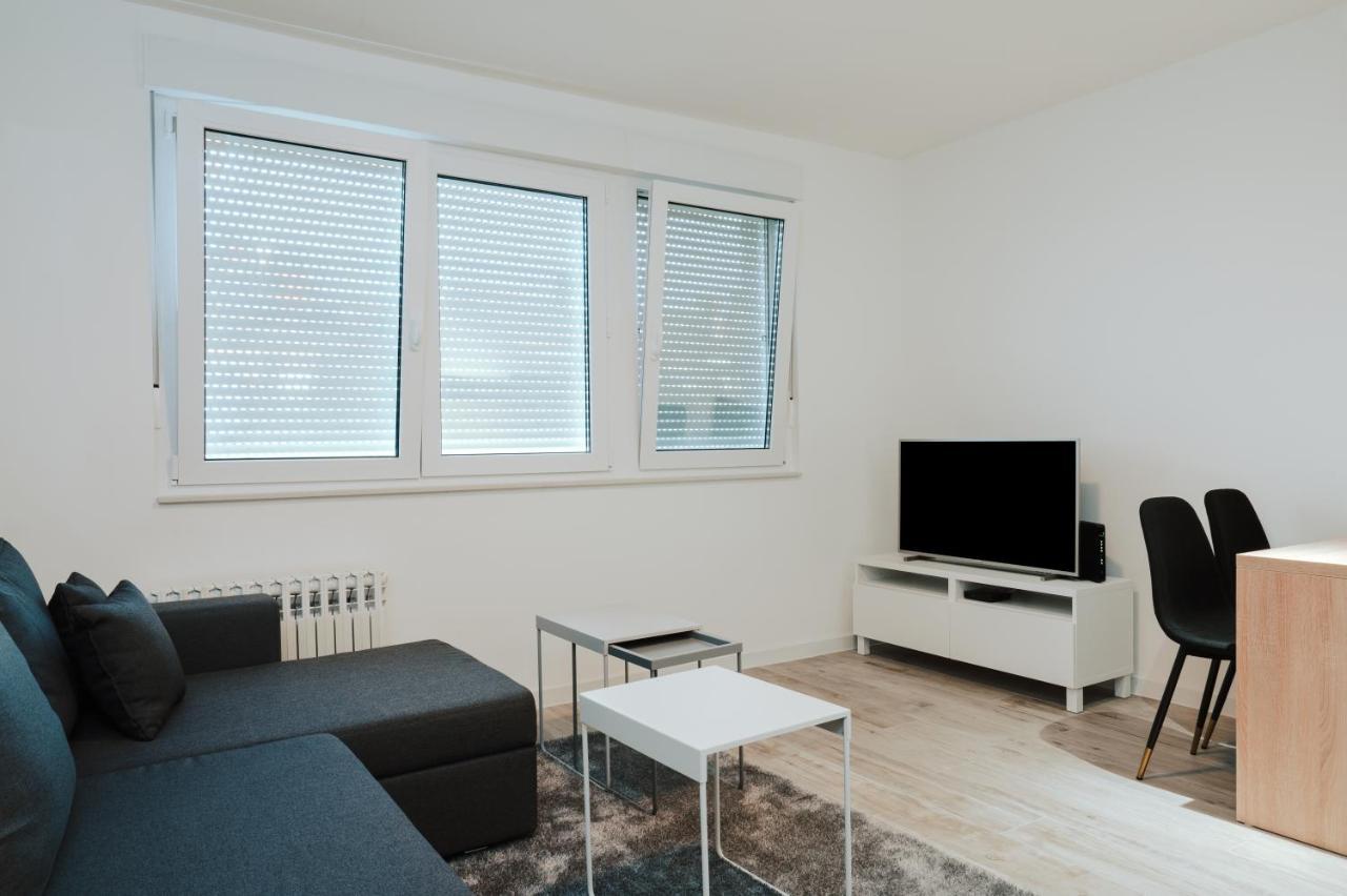 A.Part Osijek Apartment Luaran gambar